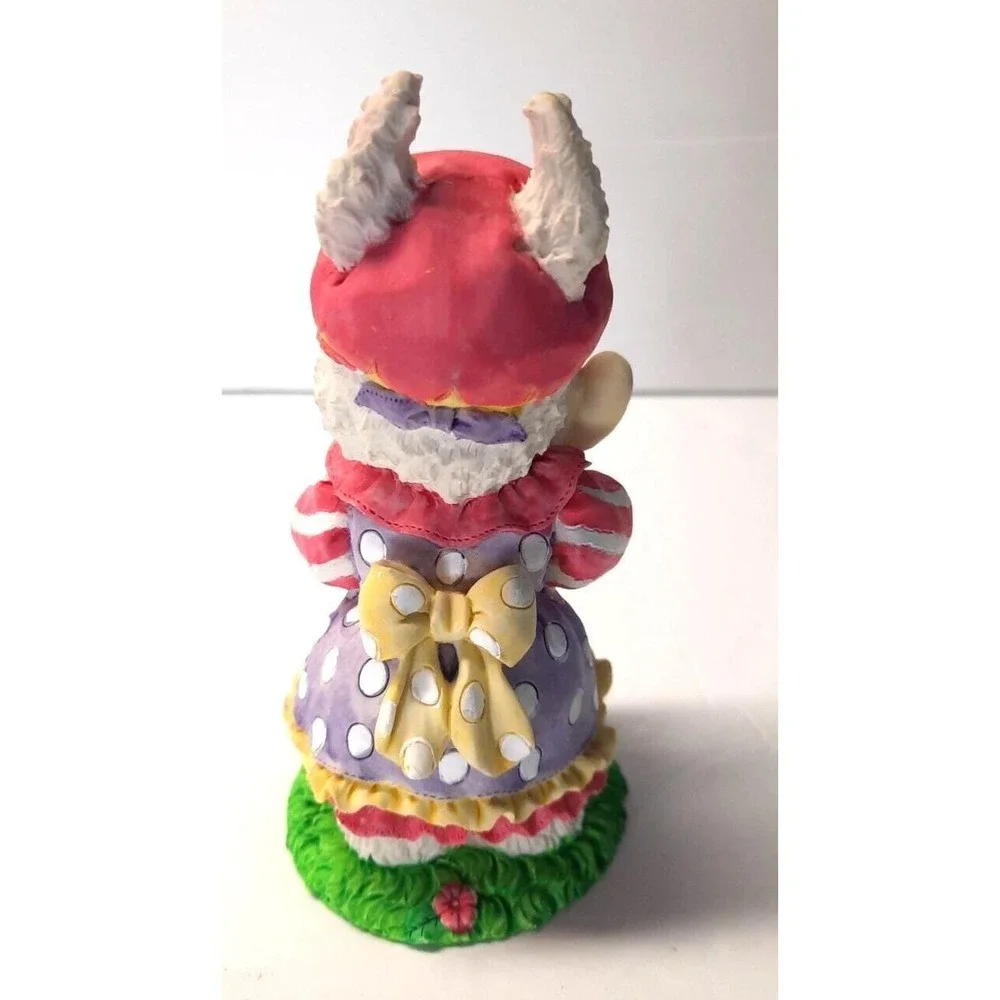 Vintage Easter Jubilee Bunny Family Figurine Set 3 Piece Resin Garden Decor Box